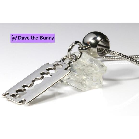 Razor Blade Necklace  - Punk Rock or an Emo Necklace - Picture 8 of 9